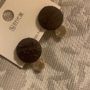 Brown Fabric Button Earrings with Gold Mesh Accent